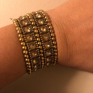 Gorgeous fashion bracelet